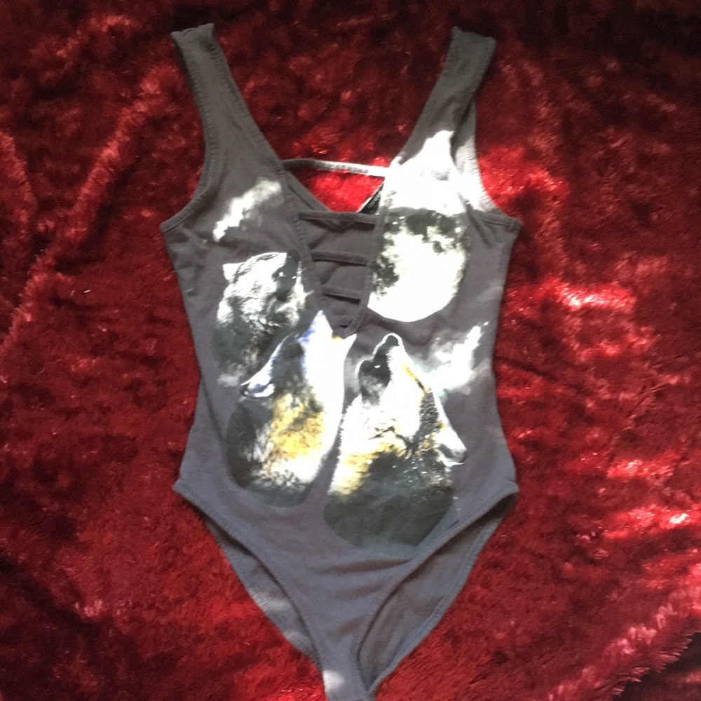 Forever 21 wolf onesie 💘